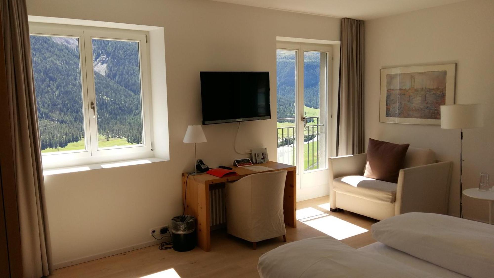 Hotel Castell Zuoz Ngoại thất bức ảnh