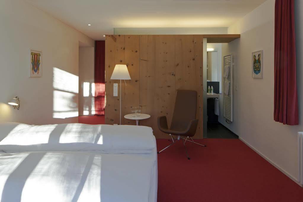 Hotel Castell Zuoz Ngoại thất bức ảnh